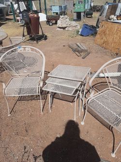 Metal chairs with nesting table sand color