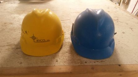 Hard hat / safety helmet