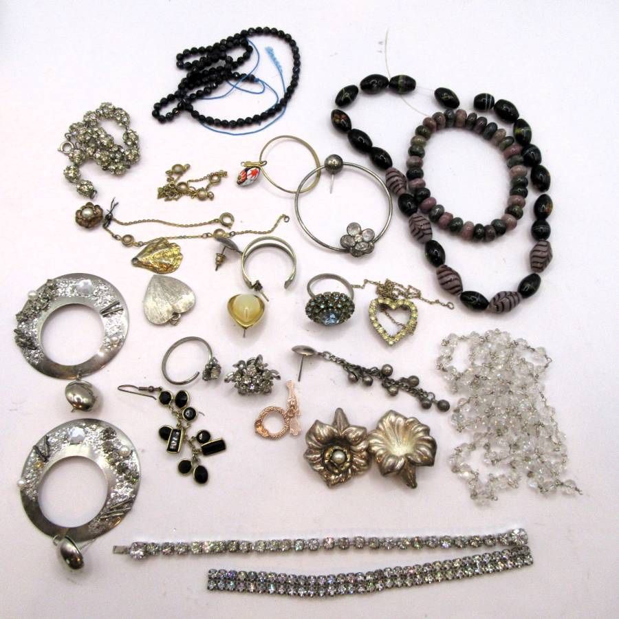 Vintage Costume Jewelry Lot - Pins Bracelets Earrings Necklaces