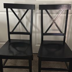 Black Dinning Chairs 2 For 30.00. Solid Wood. Used In The guest Room
