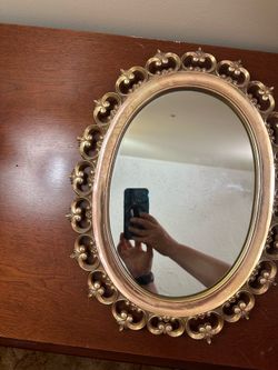 Vintage Syroco Oval Mirror