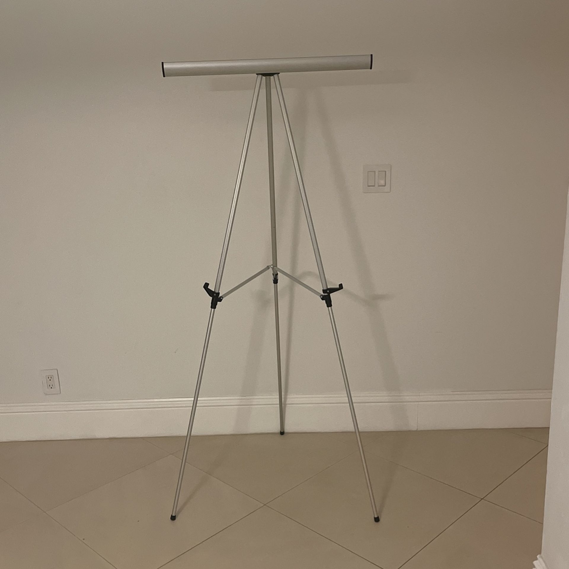Office Depot Brand Presentation Easel