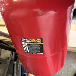 Central Pneumatic Compressor 110lb