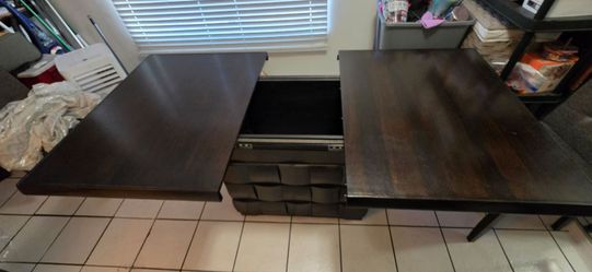 Brown Expandable Dining table