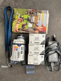 Sony DCR-TRV30 MiniDV Handycam with all accessories and tapes for your nostalgic video making
