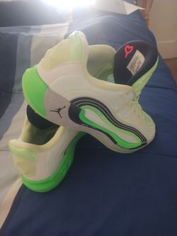 Luca zoom Jordan 3s