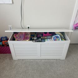 White Storage Chest *toys Not Included *