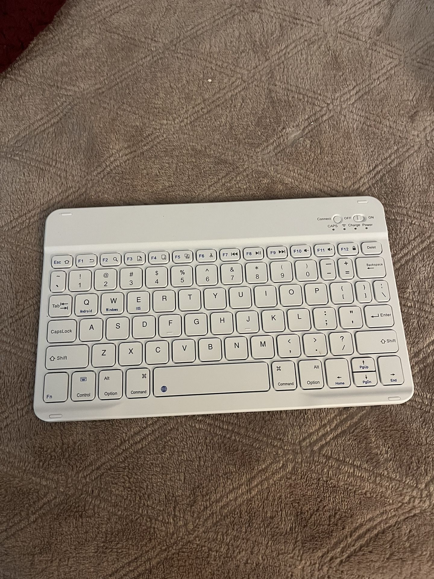 Bluetooth Keyboard For IPad