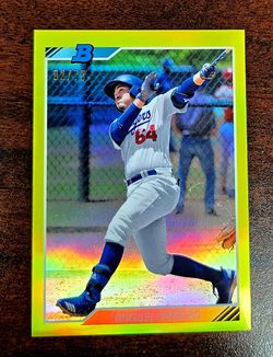 MIGUEL VARGAS ROOKIE BASEBALL CARD