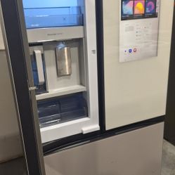 New Samsung Bespoke Family Hub 36"inch In Excellent Condition Whit Warranty Refrigerator 