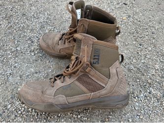 Tactical boots