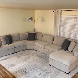 Sectional(Hinge lock) Couch