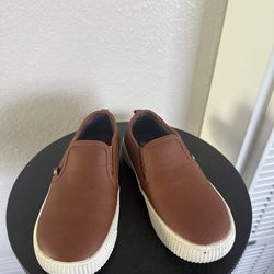 Kids Brown Slip On Shoes Size 13 NEW Unworn Casual Sneakers