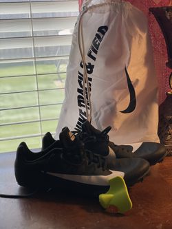 Men’s Track Spikes Size 9.5m