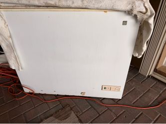 Free: Chest Freezer