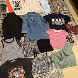 Bundle Of Women’s Clothing Shirts Size Medium 