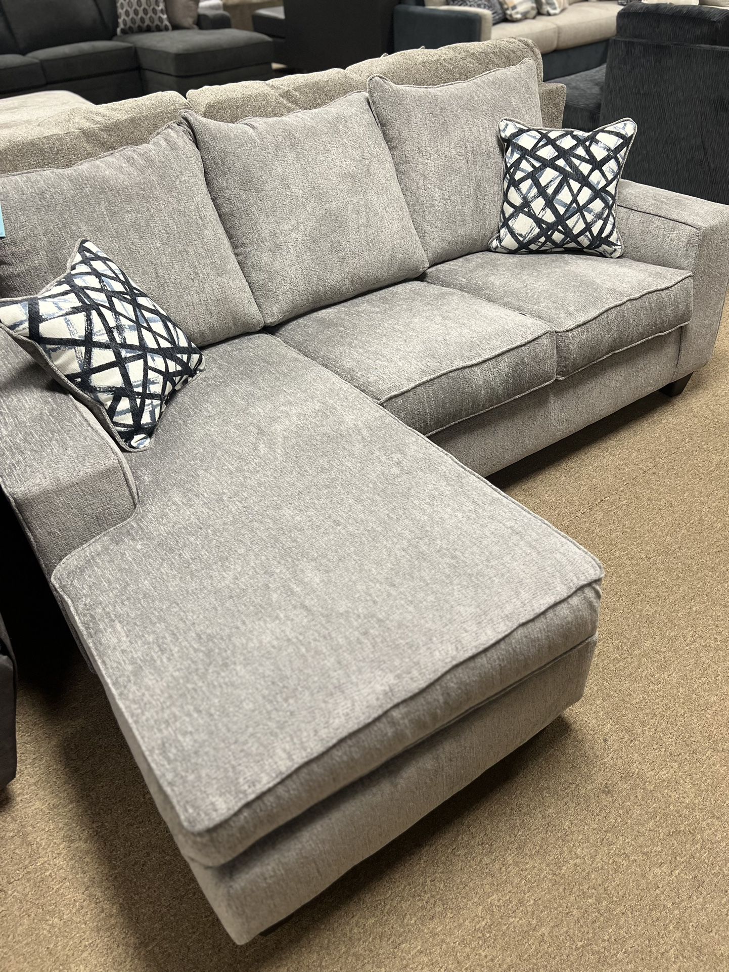 Stylish Reversible Chaise Sectional!