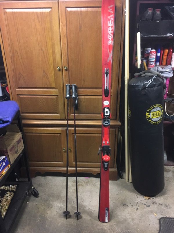 Salomon men's skis carbon fiber poles and bindings