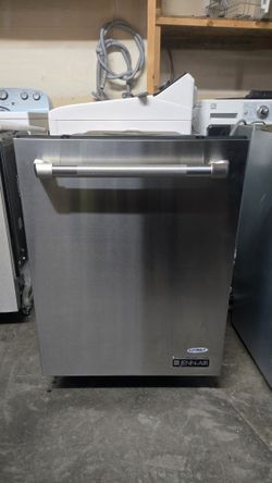 Jennair Dishwasher *stainless