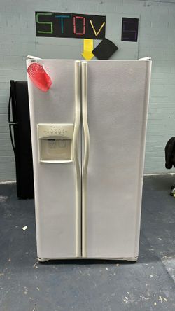 Frig idaire Ice maker works Re frig erator Frid ge FIRST COME