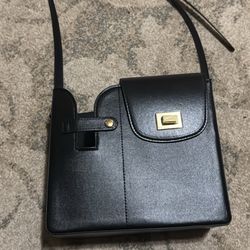 Cup Holder With A Purse