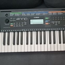 Yamaha PSR-E253 61-key Portable Keyboard