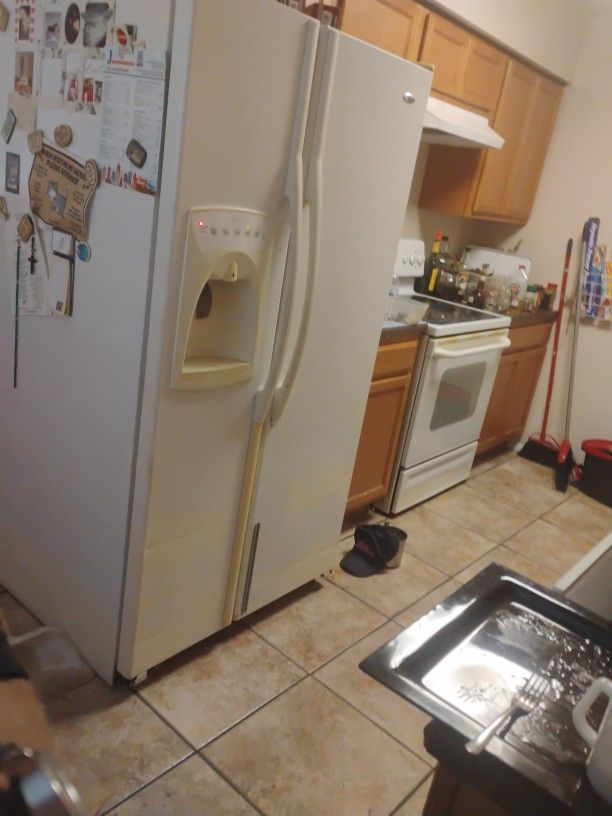 Amana 26 Cubic Ft. Side By Side Refrigerator