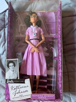 💰 BEST OFFER WILL BE ACCEPTED 2018 KATHERINE JOHNSON BARBIE DOLL MINT IN THE BOX