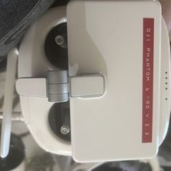 Dji phantom 4 pro vs 2.2 never used