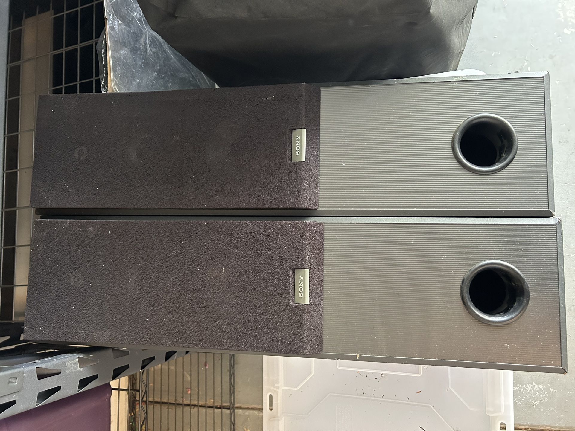 Sony SS-MF400H Speakers