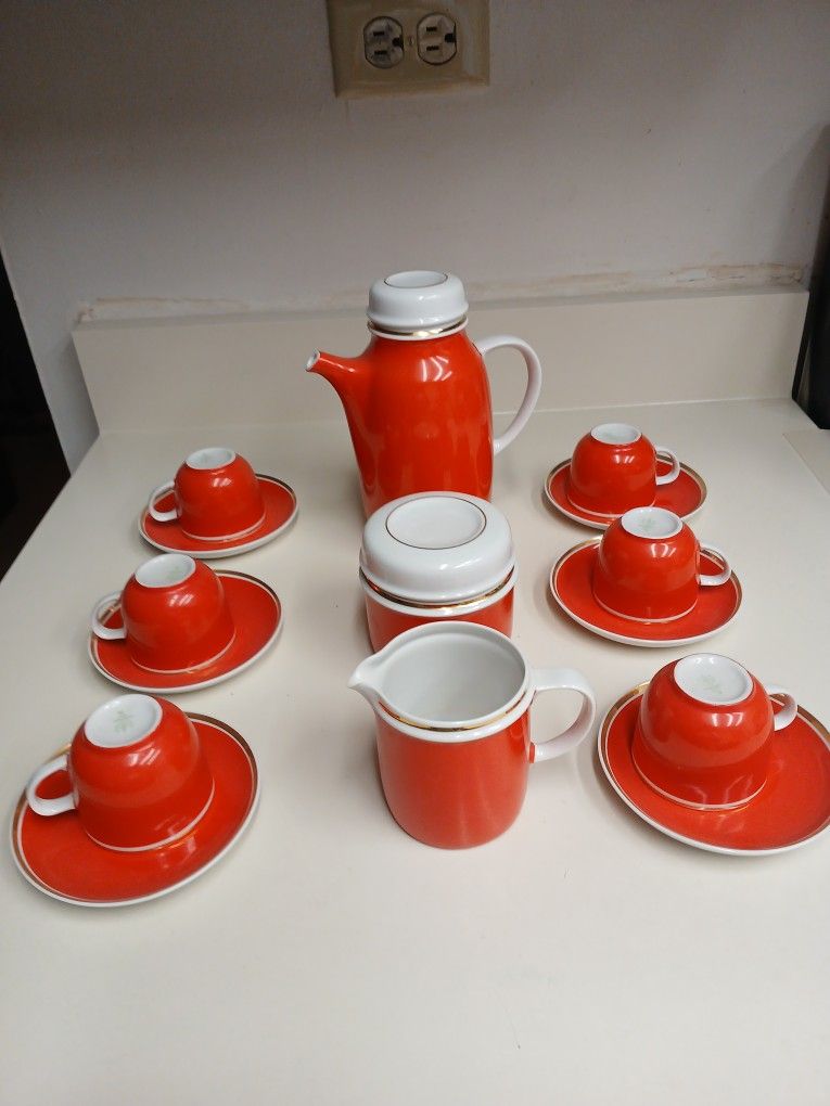 Classic Red And Gold Vintage Hollohaza Coffee/Tea Set
