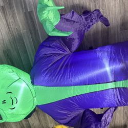 TURNMEON 8 Foot Giant Halloween Inflatable Alien
