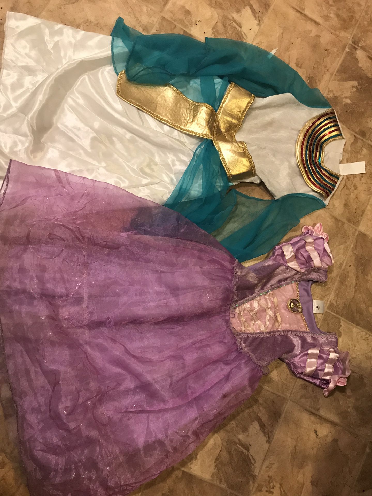 Halloween Costumes Rapunzel/ Cleopatra Free