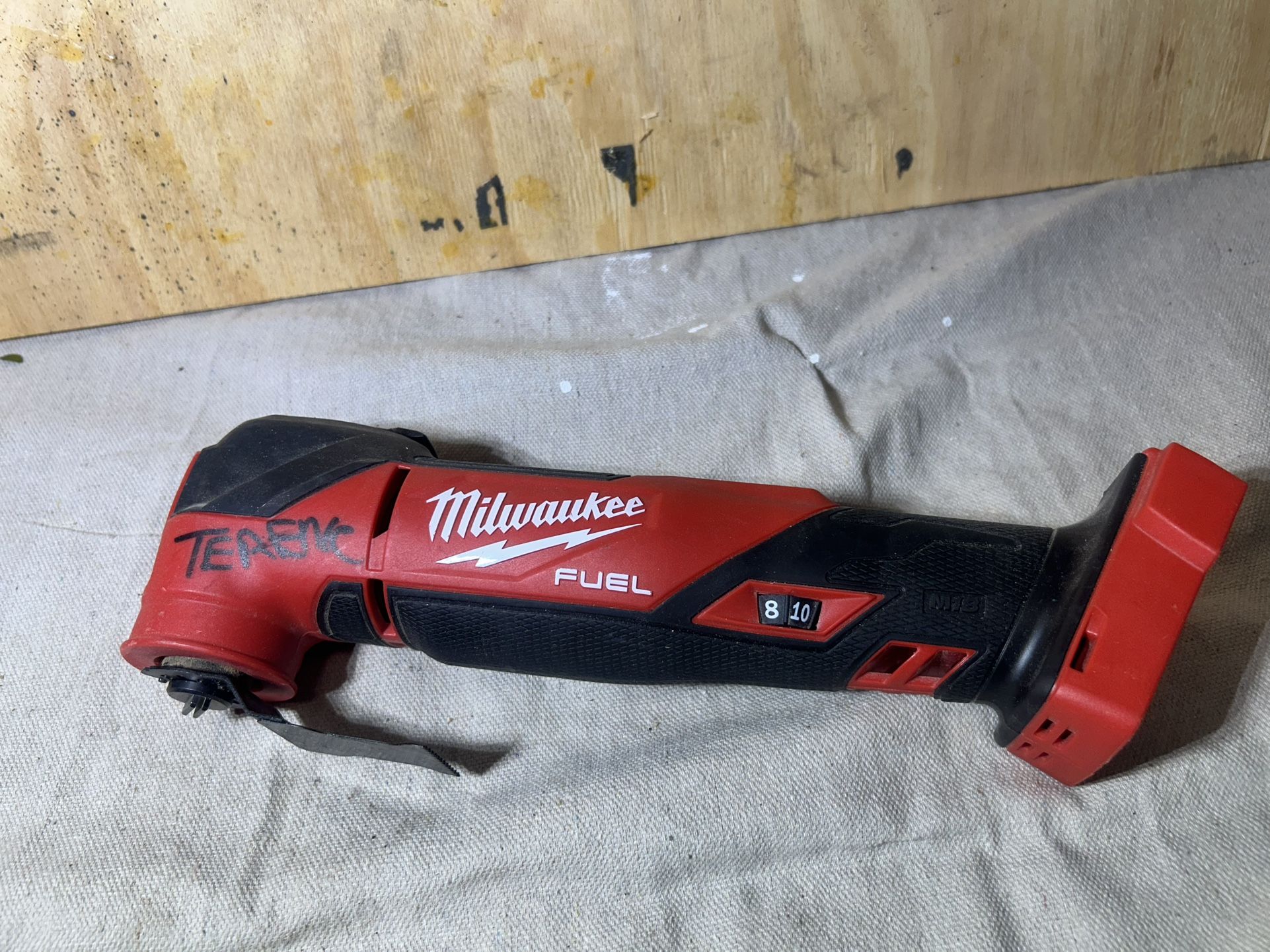 Milwaukee M18 Multi Tool
