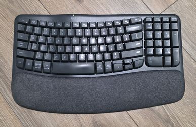 Logitech Wireless Waves Keyboard