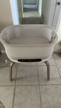 Graco smart sense soothing bassinet