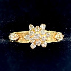 10k solid yellow gold Vintage 0.5CTW natural diamond flower cocktail ring size 7.5