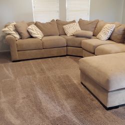 Jerome’s Gray Sofa Sectional For Sale 