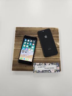  Apple iPhone 8 Plus 📱 – Compatible with All Carriers! Get Yours Today!