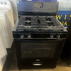 WHIRLPOOL 30”WIDE GAS STOVE IN BLACK 