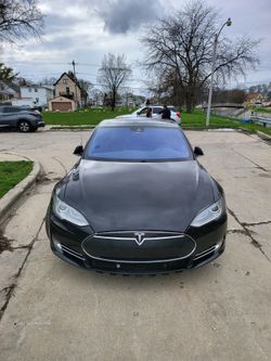 2015 Tesla Model S