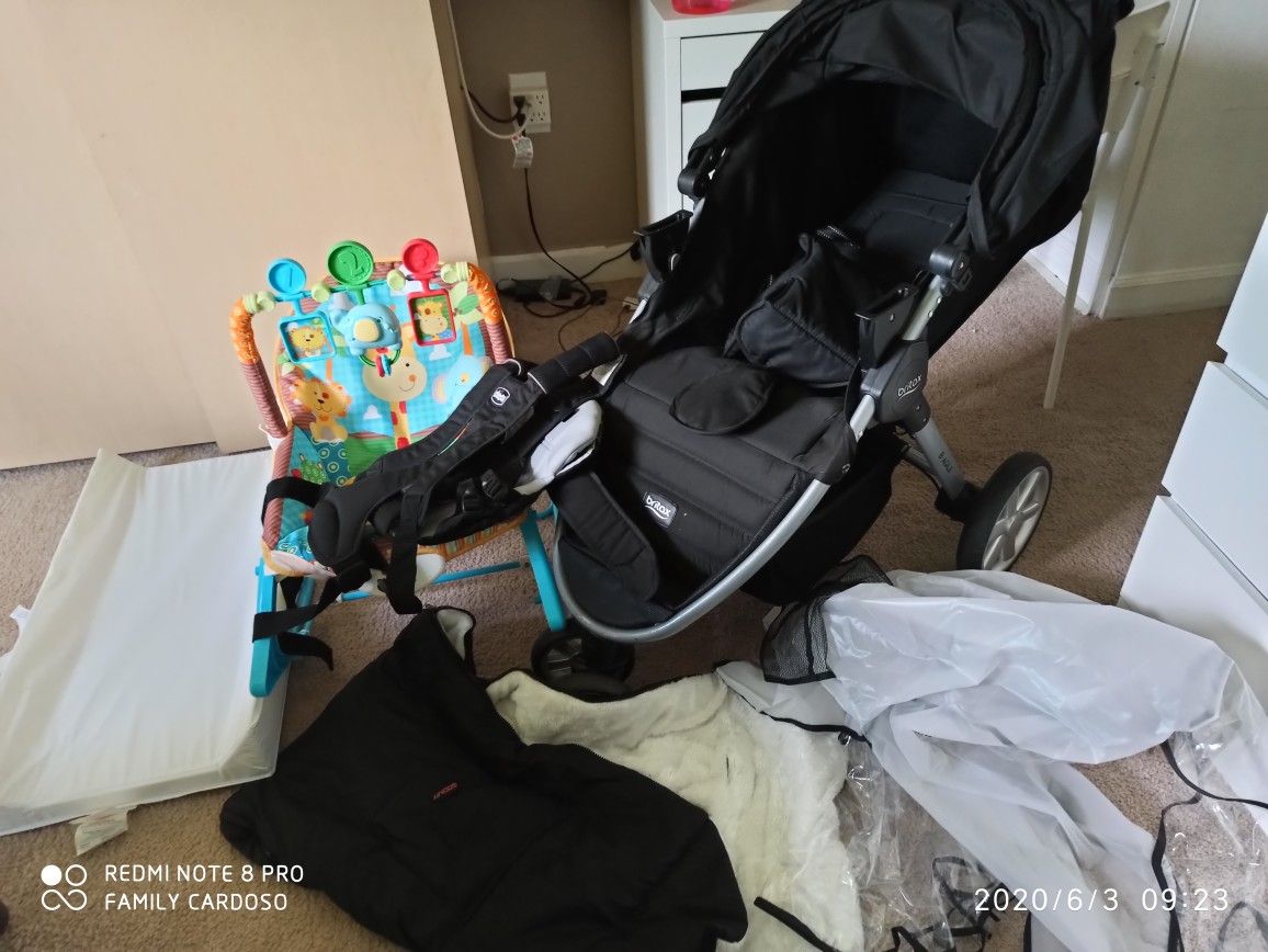 Car seat and stroller Britax and stuffs baby