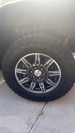 GMC WHEELS/TIRES