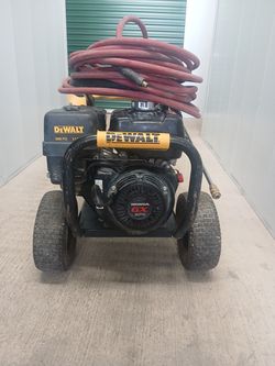 Power washing 3800 PSI