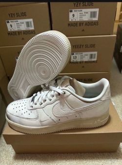 Air Force 1 Low SWOOSH Dirty Triple White Size 11  HJ9346-100 Brand New