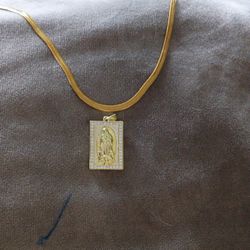 Gorgeous Gold Overlay Virgin Mary Necklace Snake Chain