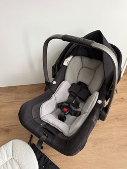 Nuna PIPA Lite RX Infant Car Seat + RELX Base