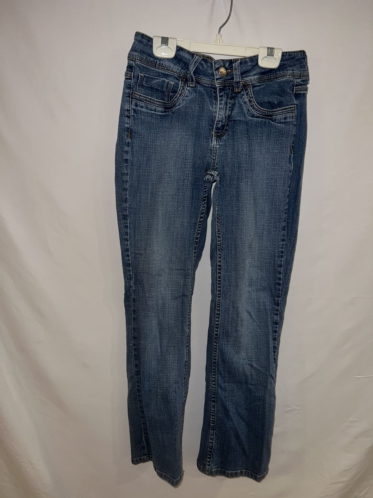 Ladies Womens size 4P 4 petite Lee Riders Mid Rise Boot Cut jeans 