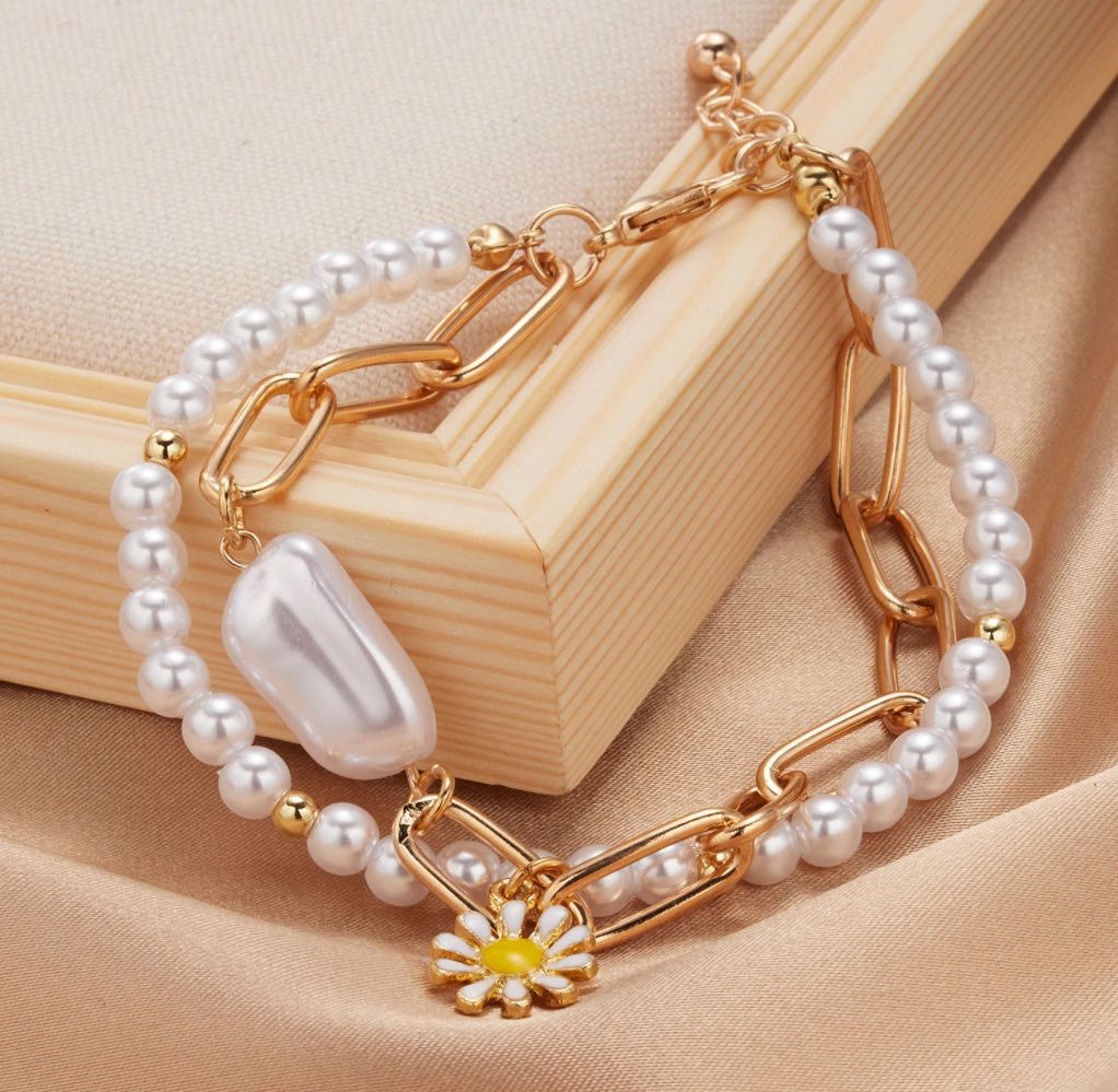 Multilayer Irregular Imitation Pearl Chunky Chain Star Flower Pendant Bracelet