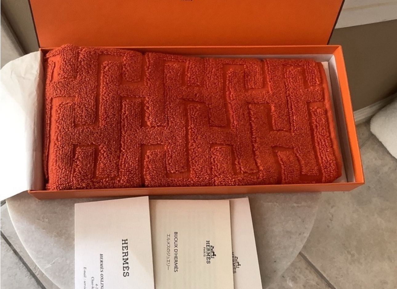 HERMES Paris Cotton Beach Towel Bath Mat Towel Orange New